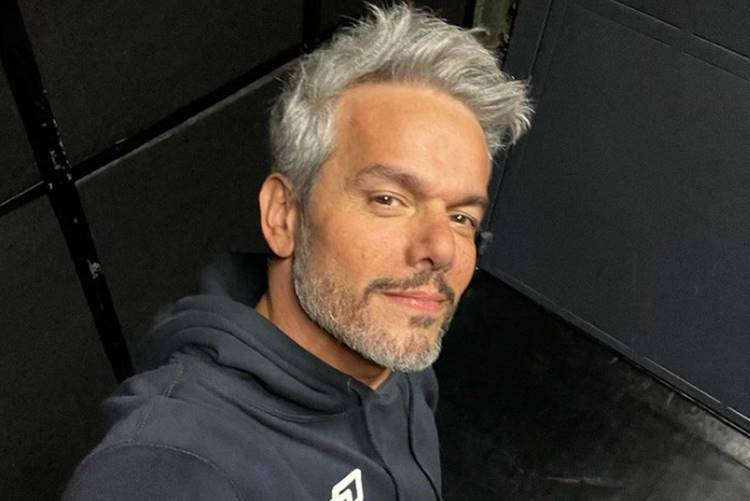Otaviano Costa surpreende com reflexão na web: “A dor é ritual de passagem”
