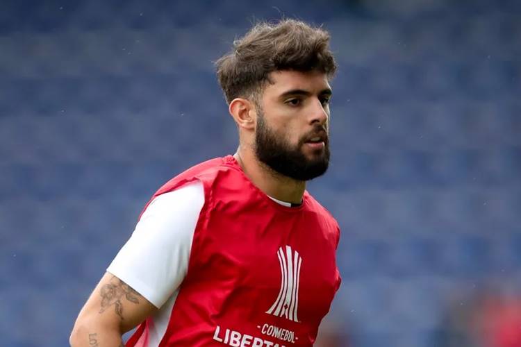 Yuri Alberto volta a entrar na mira da torcida do Corinthians e futuro no clube é incerto