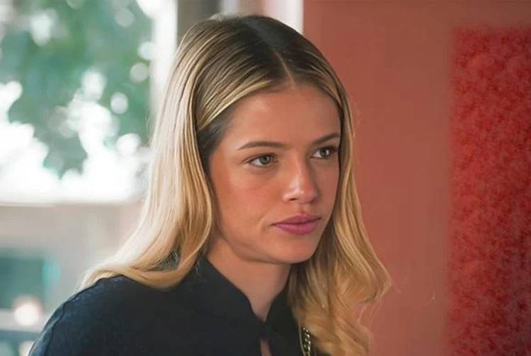 Agatha Moreira revela que foi vítima de violência em relação tóxica: “fingia estar bem”