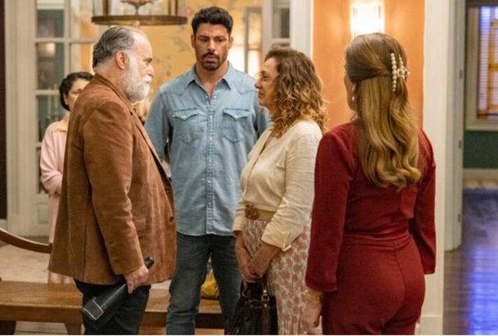 Antônio reencontra Agatha Agatha e Antônio ficam frente a frente em ‘Terra e Paixão’ - Foto: Fabio Rocha/Globo