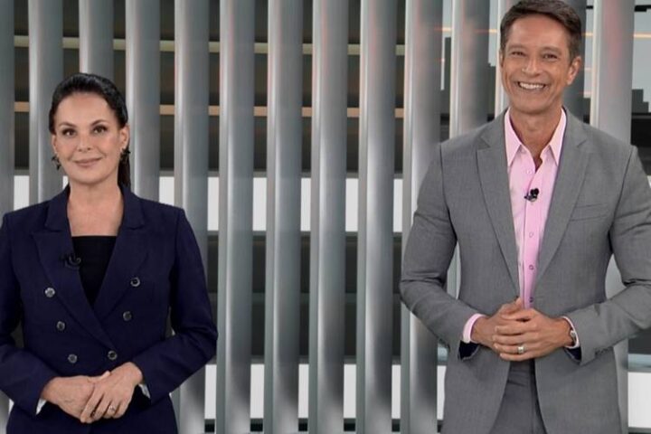 Domingo Espetacular - Carolina Ferraz e Sergio Aguiar