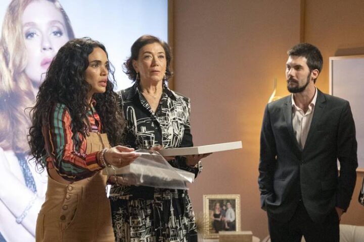 Fuzue - Preciosa arma para Luna