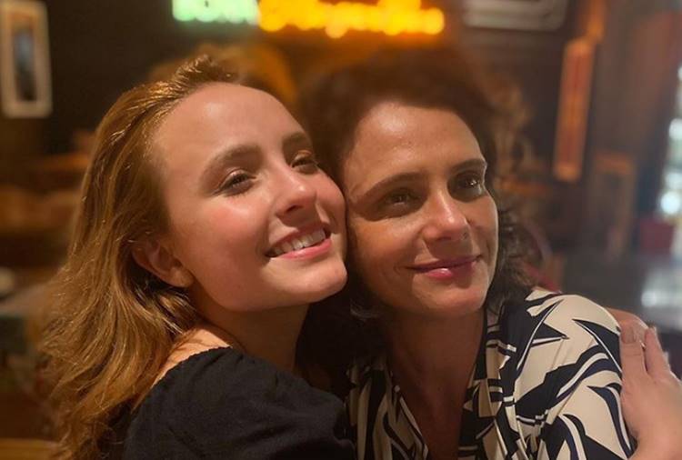 Malu Galli presta apoio à Larissa Manoela: “Viva você, seu caráter e retidão”