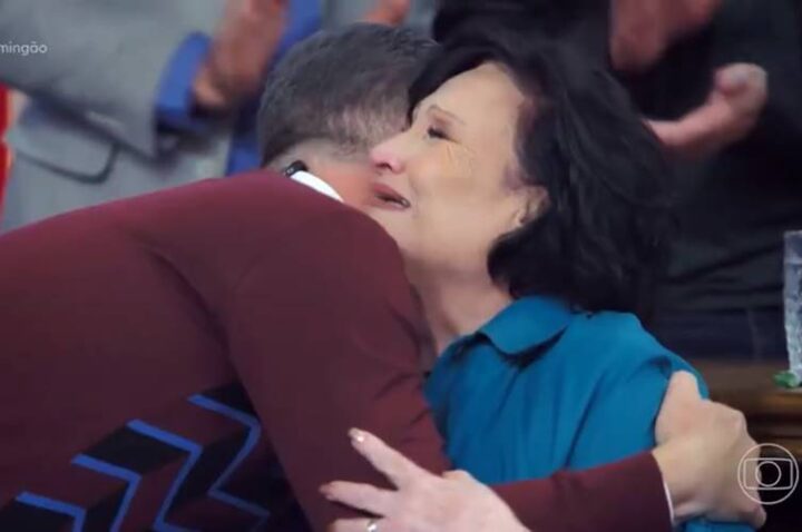 Luciano Huck e Déa Lúcia no Domingão