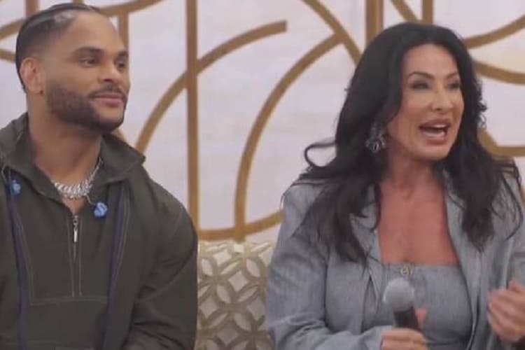 Tony Salles e Scheila Carvalho