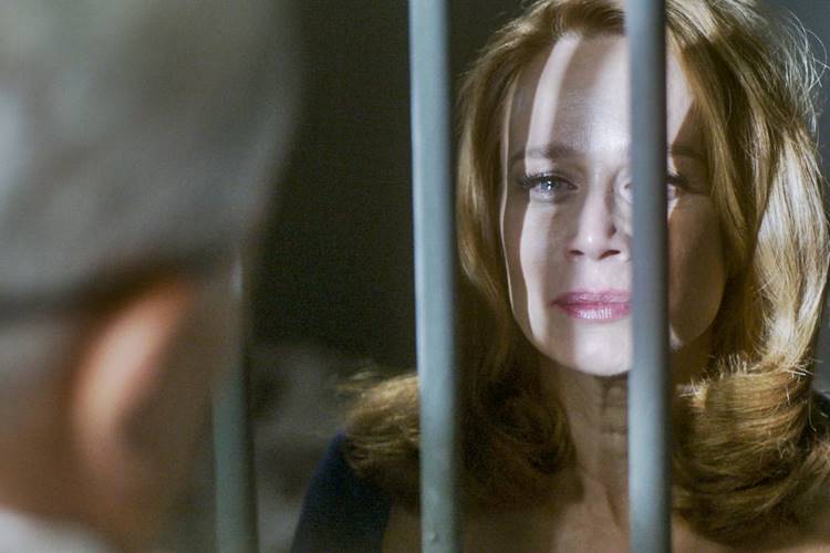Amor Perfeito: Reta Final – Na prisão, Gilda tem acerto de contas com Leonel