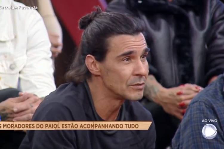 A Fazenda 15: André Gonçalves expõe alegria de entrar no reality e revela que está disponível para viver romance