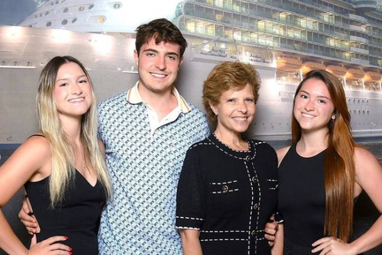 Família em paz! João Augusto compartilha fotos de viagem com Rose Miriam e irmãs