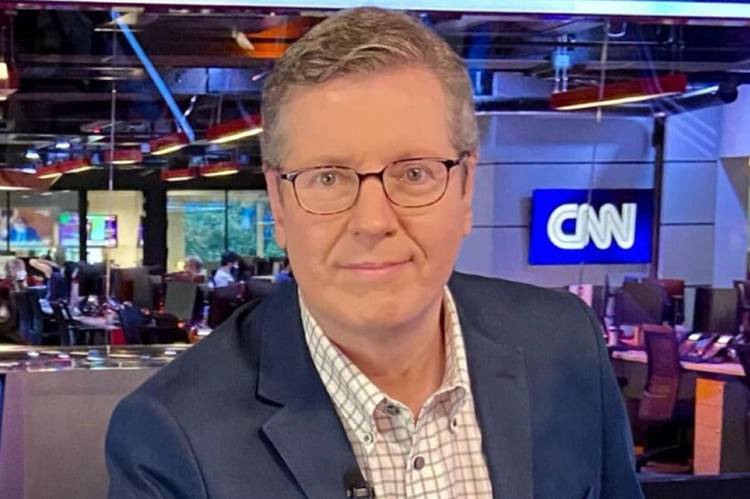 SBT estaria interessado no jornalista Márcio Gomes, da CNN Brasil
