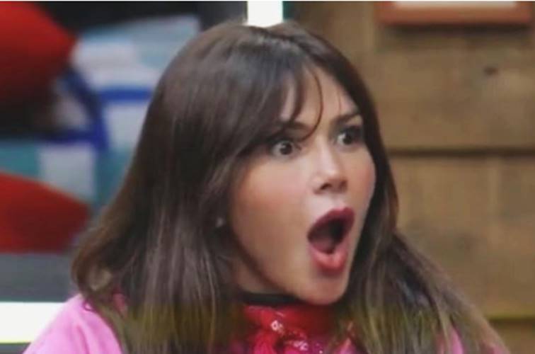 A Fazenda 15: Internautas pedem a saída de Nadja Pessoa