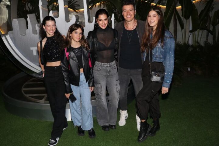 Rodrigo Faro e família no The Town