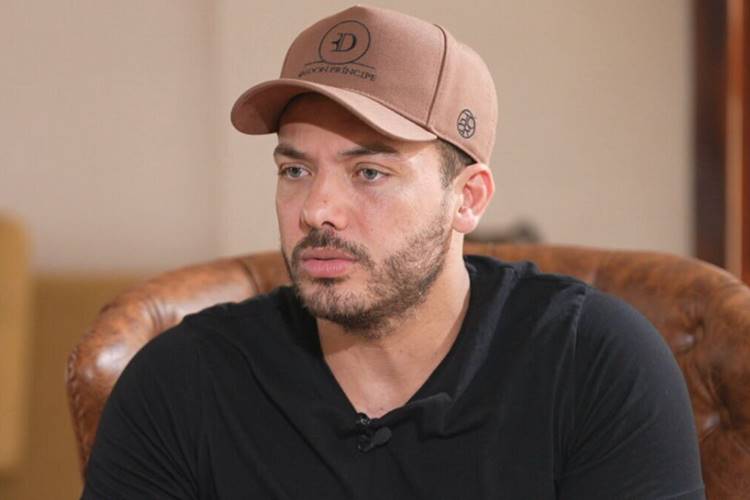 Wesley Safadão vira jogador de futebol e é contratado por time profissional