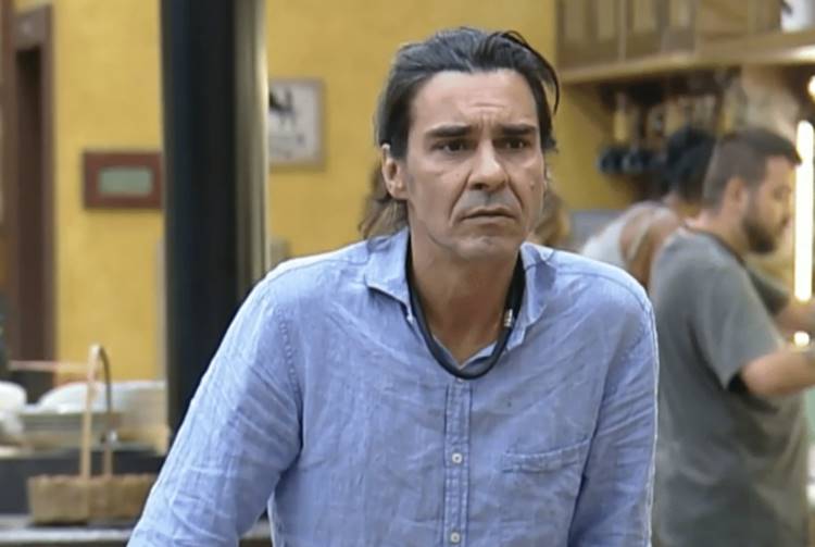 A Fazenda 15: André Gonçalves causa drástica punição no reality show