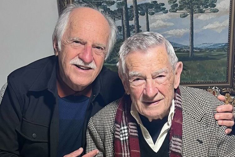 Ary Fontoura lamenta morte do irmão, Ivan: “descanse em paz”