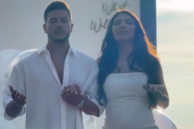 Arthur Aguiar e Jhenny Santucci - Foto Instagram pessoal Arthur Aguiar e Jhenny Santucci - Foto Instagram pessoal