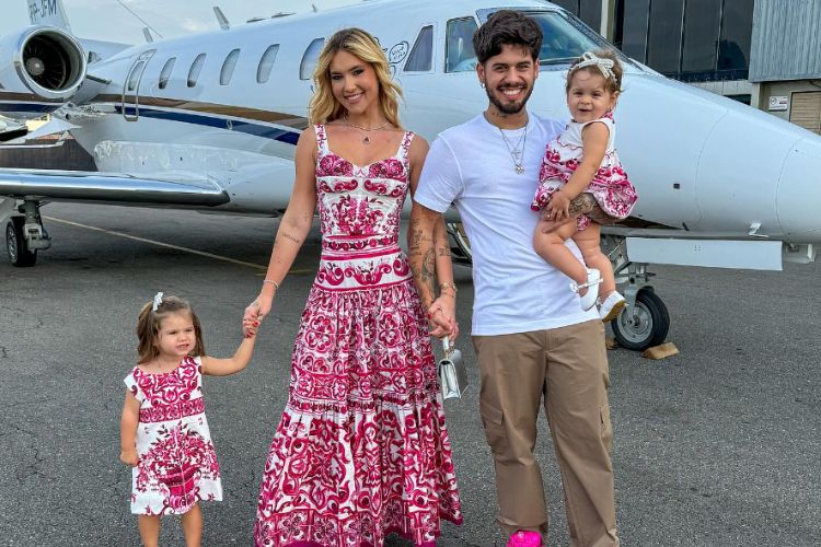 Virginia , Zé Felipe e Filhas