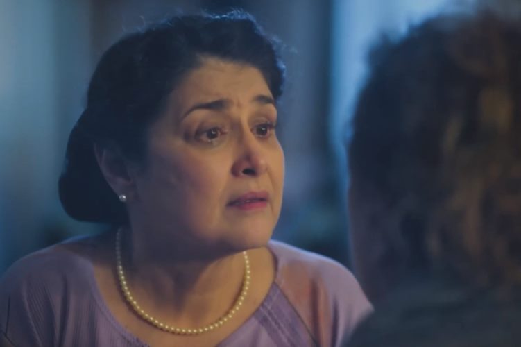 Terra e Paixão: Agatha é confrontada e humilha Angelina