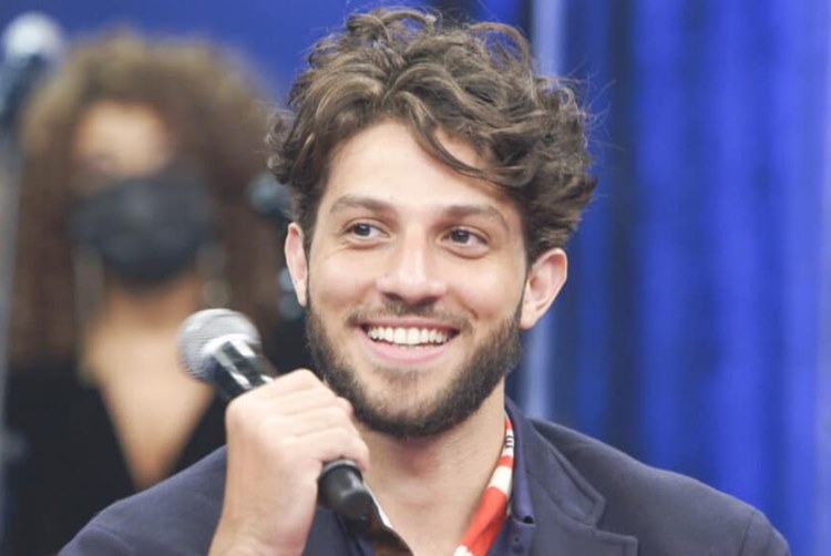 Chay Suede é escalado como protagonista de nova novela da Globo