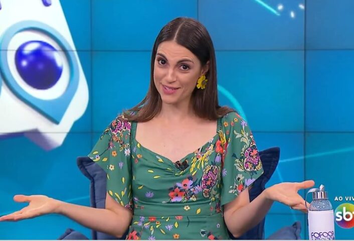 Chris Flores Chris Flores voltará ao pro Fofocalizando? Veja abaixo - Foto: SBT