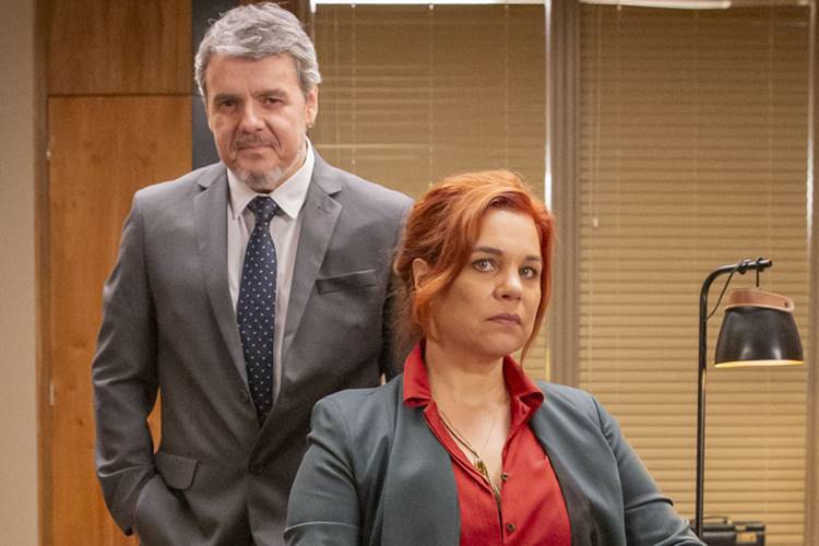 Elas Por Elas: Helena arma contra Jonas