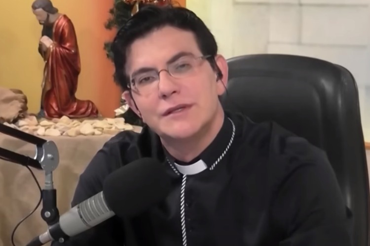 Padre Reginaldo Manzotti (Reprodução: Youtube)
