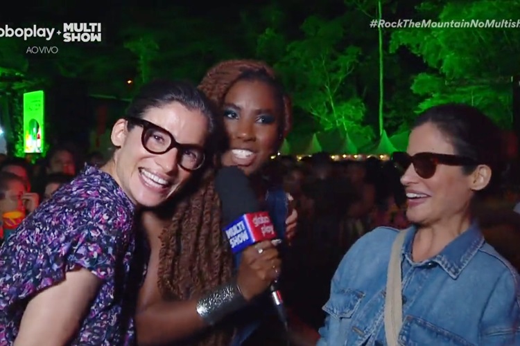 Repórter confunde irmã gêmea com Renata Vasconcellos e web reage: “são IGUAIS”