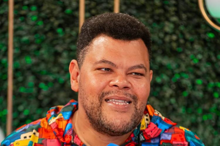 Babu Santana desabafa sobre postura desagradável de fã: “ficou chateado”