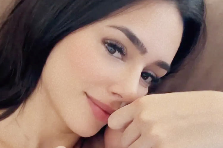 Bruna Biancardi aparece com Mavie no colo e se derrete: ‘Sem coragem de levantar’