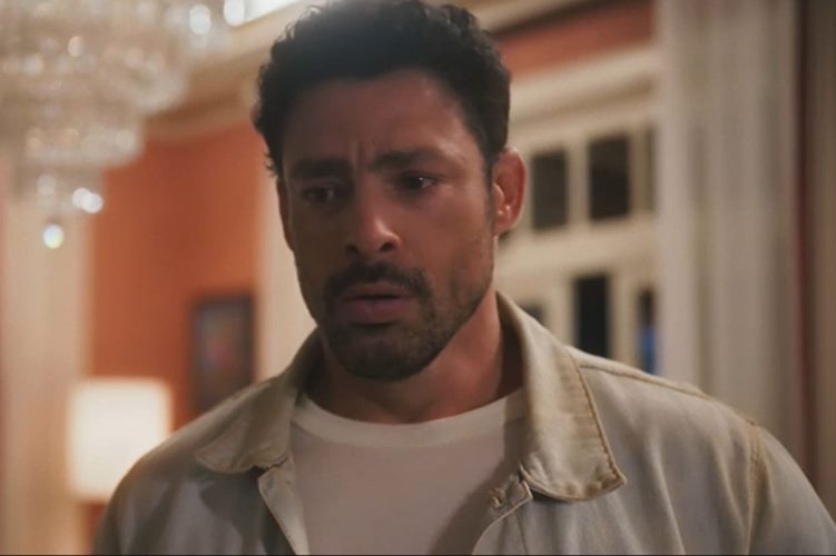 Terra e Paixão: Caio chora após surra de Antônio e Jurecê o aconselha