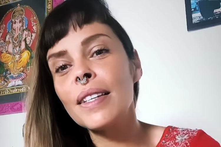 Ex-Malhação Gisele Frade aparece ao lado da filha em comemoração de seu aniversário de 18 anos