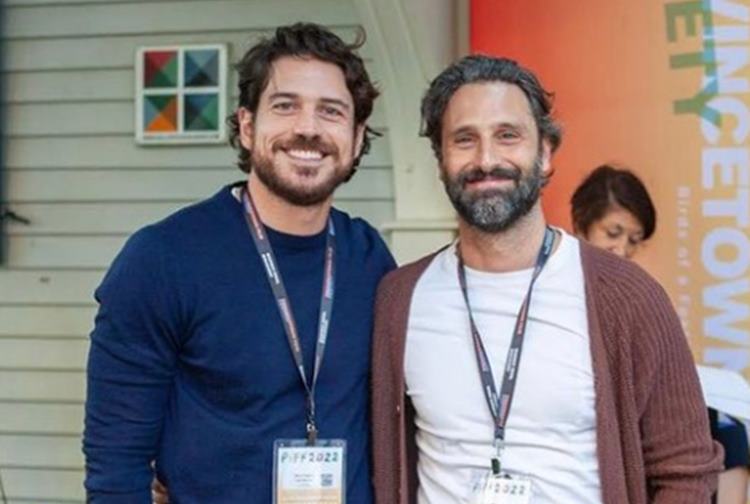 Marco Pigossi se casa Marco Calvani em São Paulo