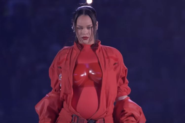 Rihanna (Reprodução: Apple Music Super Bowl LVII Halftime Show)