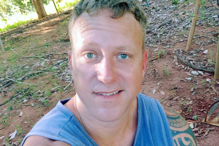 Sérgio Hondjakoff, o Cabeção de ‘Malhação’, aparece ao lado do filho e fala sobre fé e resiliência