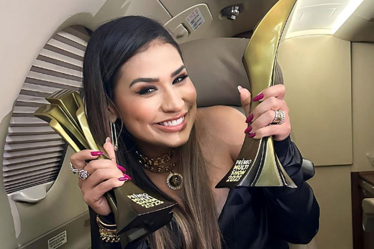 Simone Mendes fala sobre a carreira e expõe medo: ‘Não me sentia capaz’