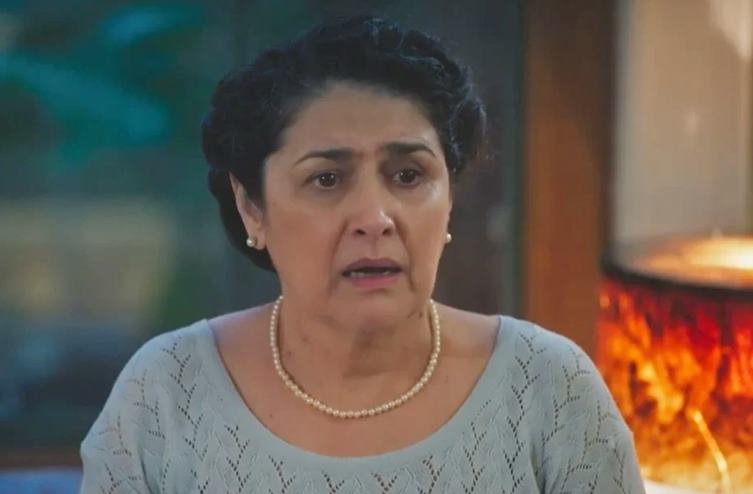 Terra e Paixão: Marino descobre que Angelina envenenou Agatha