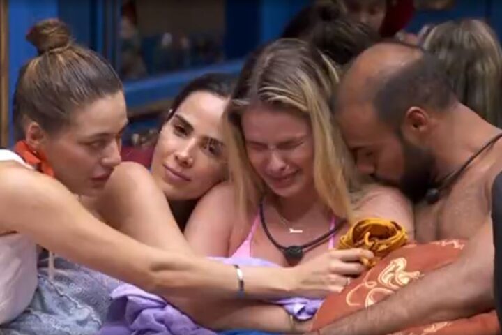 Beatriz, Marcus Vinicius, Yasmin Brunet e Wanessa Foto Globoplay