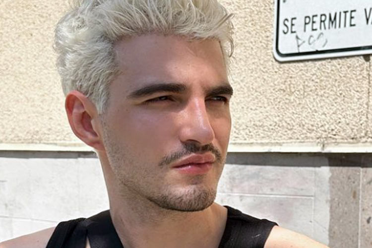 Jão faz rara aparição ao lado do namorado e se declara: ‘Esse é o nosso retrato’