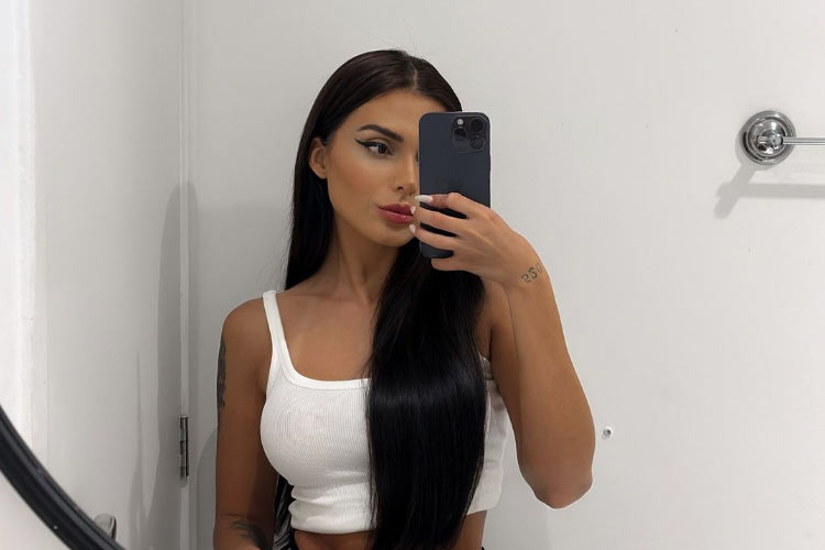 Influenciadora, apontada como ex-affair de Neymar, vende suposta roupa usada em encontro com o jogador por uma ‘bolada’