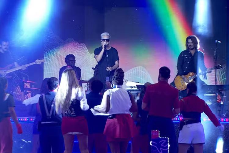 BBB24: Festa teve Rodriguinho dançando em show de Jota Quest, clima quente na pista e beijo de possível casal