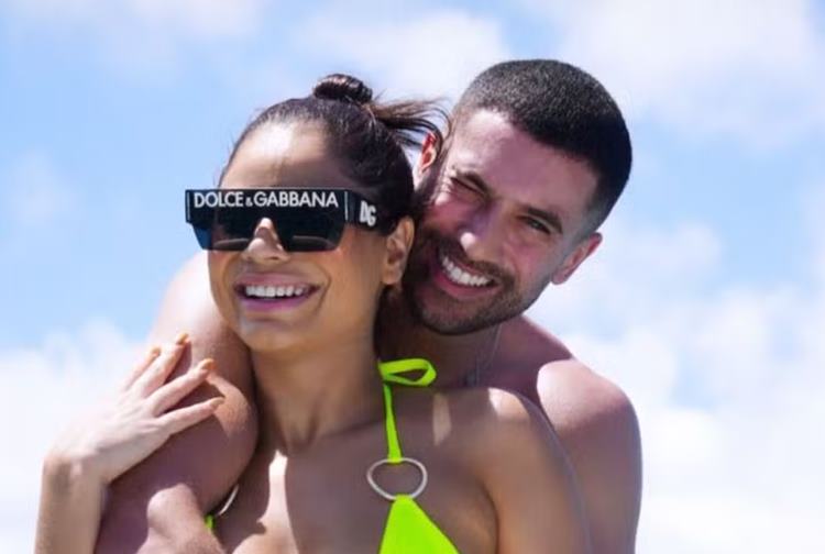 Lexa e Ricardo Vianna surgem em cliques românticos em Fernando de Noronha: “Lugar muito especial”