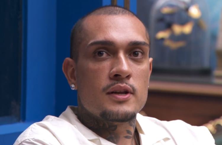 Mãe de MC Bin Laden relembra adoção e detalha como ajudou cantor a deixar as drogas