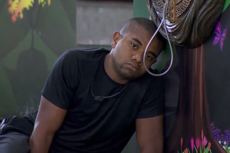 BBB24: Davi faz plantão no Big Fone e deixa internautas preocupados