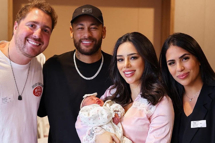 Madrinha de Mavie, filha de Neymar, é internada e explica o que aconteceu: ‘Sou teimosa’