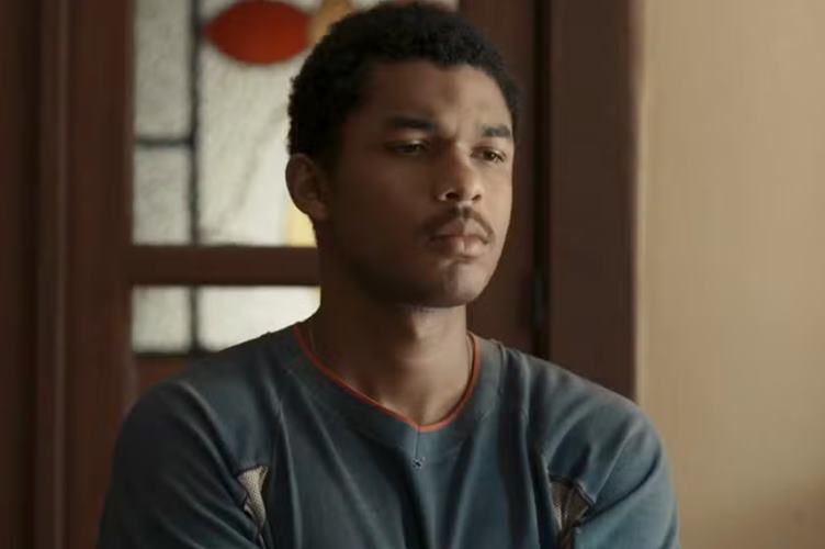 Renascer: João Pedro pede demissão a José Inocêncio após flagrar ele na cama com Mariana