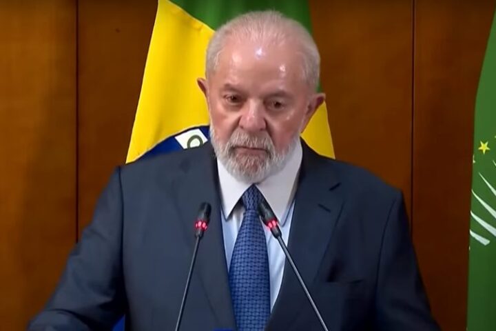 Presidente Lula tem pedido de Impeachment feito por deputados - Foto: Reprodução/Record News