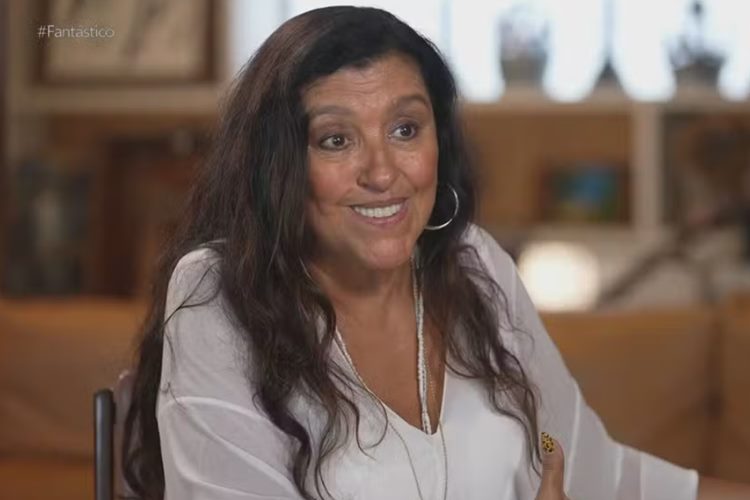 Regina Casé faz revelação emocionante ao celebrar seus 70 anos de vida e 50 de carreira