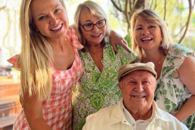 Eliana se pronuncia sobre morte do pai, José Bezerra, aos 92 anos: “Te amo para além da eternidade”