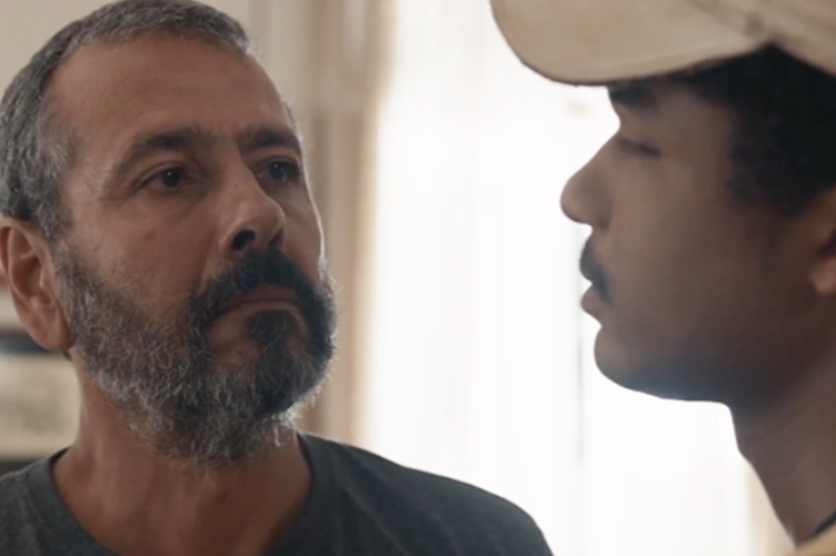 Renascer: José Inocêncio pede perdão a João Pedro e faz pedido cruel ao filho