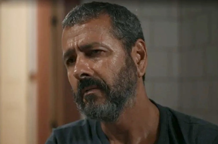 Renascer: José Inocêncio fica desolado com morte de Padre Santo