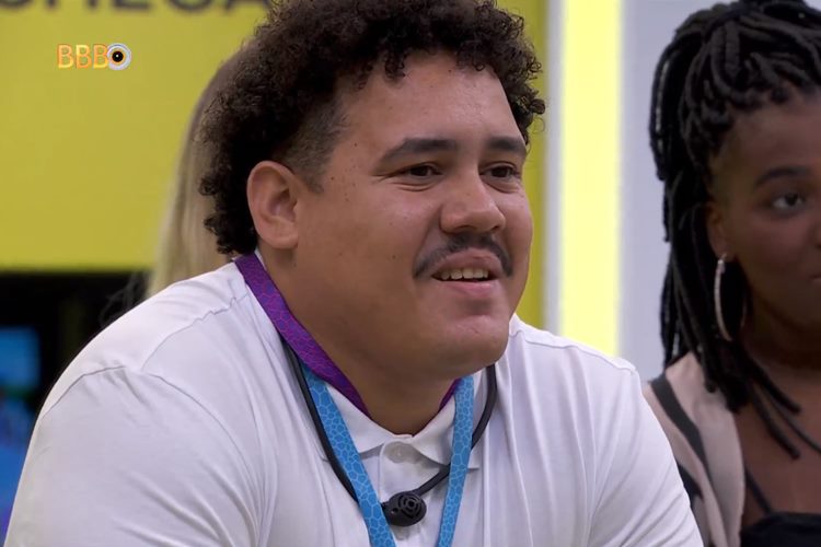 BBB24: Chá separação de Lucas Henrique no Almoço do Anjo viraliza: “Cadê a Camila gente?”